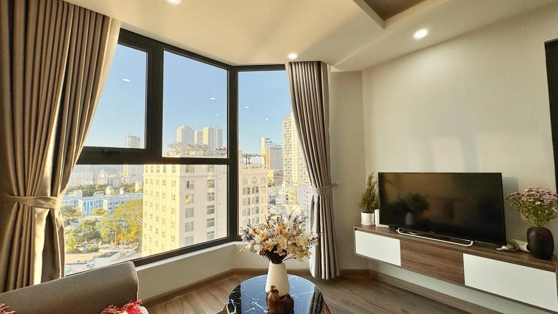 La Maison Hud Building 2Beds Nha Trang 0*,